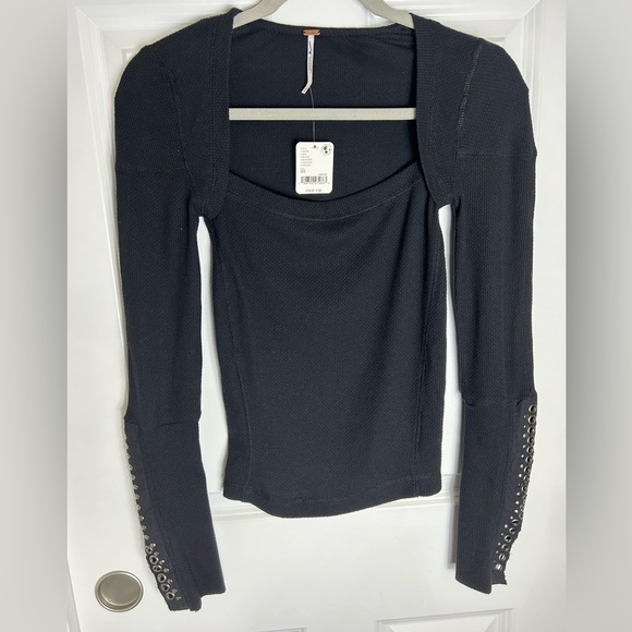 Free People A Little Unruly Top NWT - Picture 6 of 9